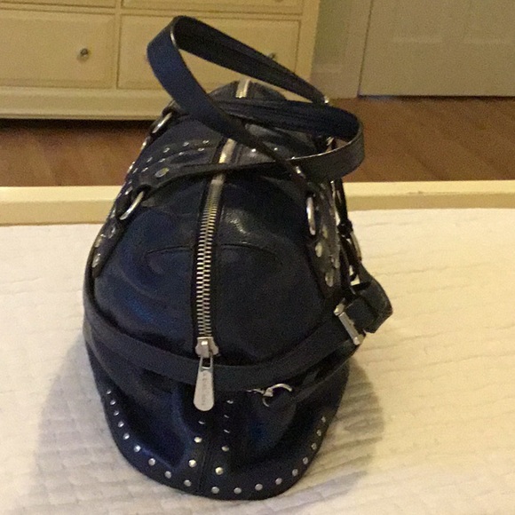 Beautiful Michael Kors blue leather stud bag - Picture 2 of 6